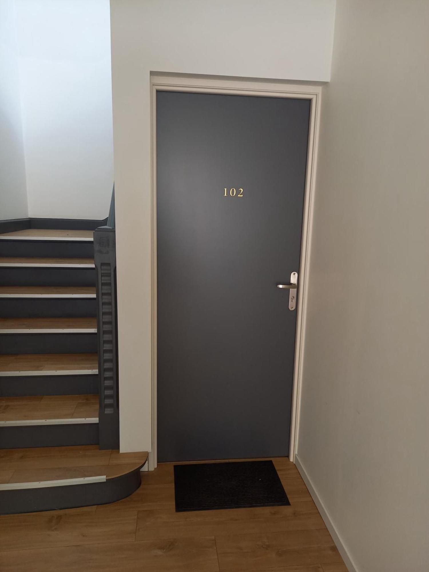 Apartment Joli A 5mn Du Centre-ville Avec Parking Prive *